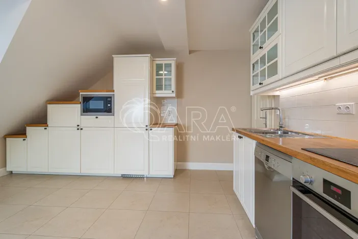 Pronájem bytu 4+kk, Praha - Staré Město, Vězeňská, 149 m2