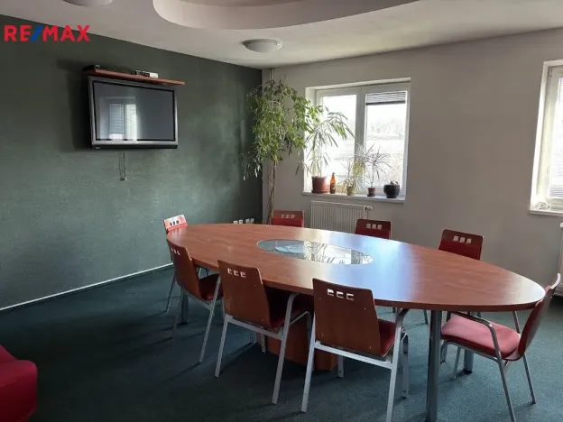Pronájem kanceláře, Frýdek-Místek - Frýdek, Na Poříčí, 467 m2