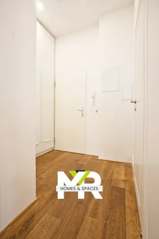 Pronájem bytu 2+kk, Praha - Karlín, Kaizlovy sady, 55 m2