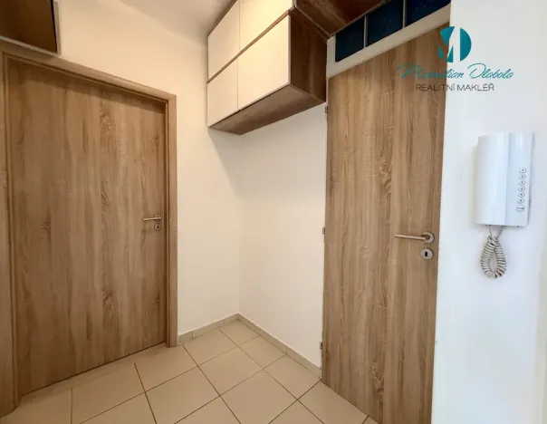 Pronájem bytu 2+kk, Nové Město nad Metují, Bratří Čapků, 40 m2