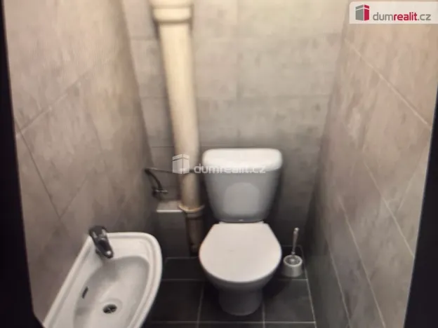 Pronájem bytu 1+kk, Praha - Černý Most, Bratří Venclíků, 15 m2