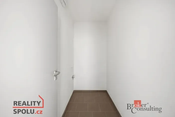 Pronájem bytu 2+kk, Pardubice - Pardubičky, Nová Tesla, 53 m2