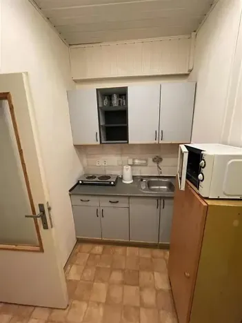 Pronájem bytu 1+kk, Praha - Strašnice, Za poštou, 33 m2