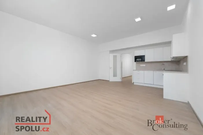 Pronájem bytu 1+kk, Jablonec nad Nisou - Kokonín, Krkonošská, 50 m2