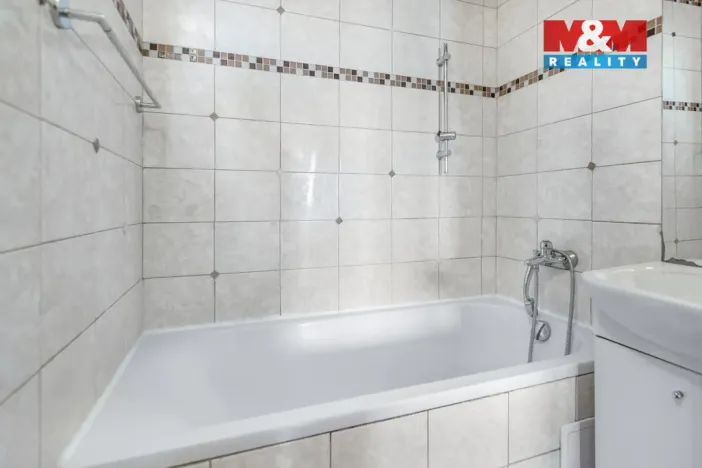 Pronájem bytu 4+1, Mladá Boleslav - Mladá Boleslav III, Zalužanská, 67 m2