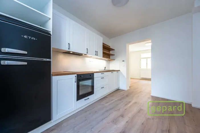 Pronájem bytu 1+1, Praha - Smíchov, Pod Barvířkou, 32 m2