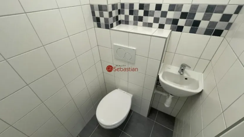 Pronájem bytu 2+1, Teplice - Trnovany, Antonína Sochora, 38 m2