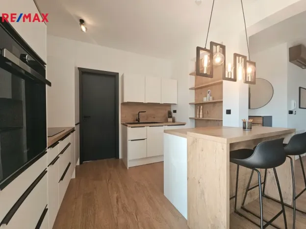 Prodej bytu 4+kk, Brodarica,Chorvatsko, 135 m2