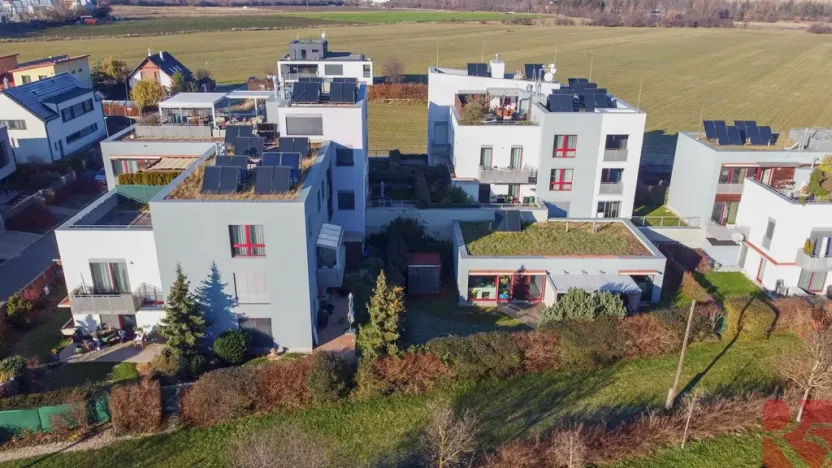 Prodej bytu 4+kk, Praha - Uhříněves, V bytovkách, 116 m2