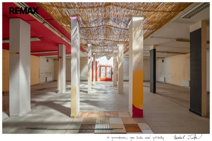 Pronájem obchodního prostoru, Zlín, třída Tomáše Bati, 198 m2