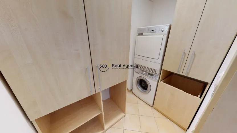 Pronájem bytu 3+kk, Praha - Štěrboholy, Laudonova, 135 m2