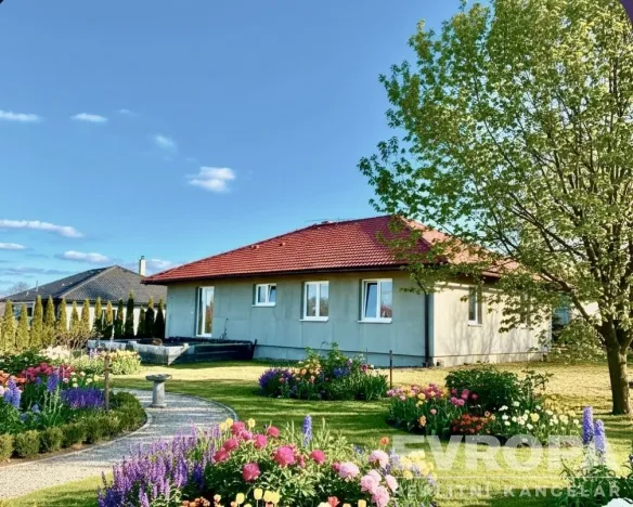 Prodej rodinného domu, Struhařov - Bořeňovice, 134 m2