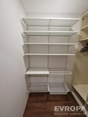 Pronájem bytu 2+kk, Plzeň - Jižní Předměstí, U Borského parku, 52 m2