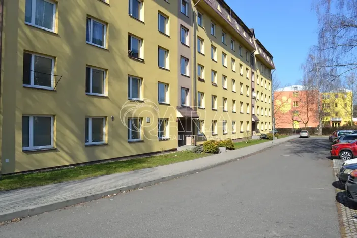 Prodej bytu 1+1, Milovice, Višňová, 42 m2