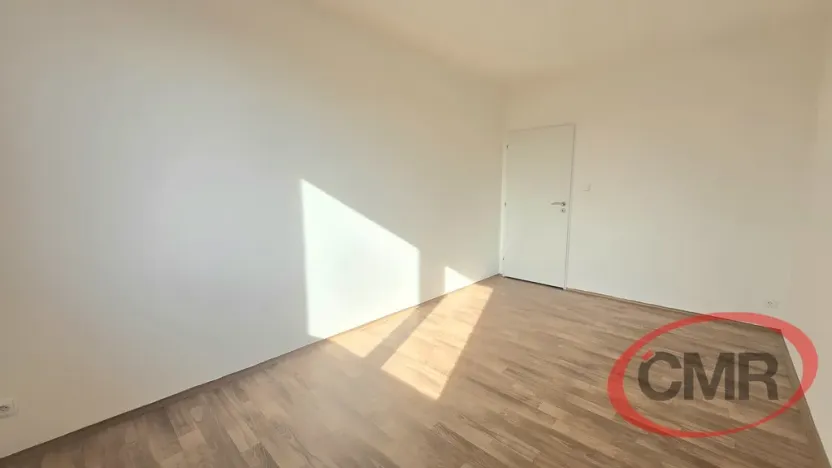 Pronájem bytu 2+kk, Praha, Hnězdenská, 54 m2