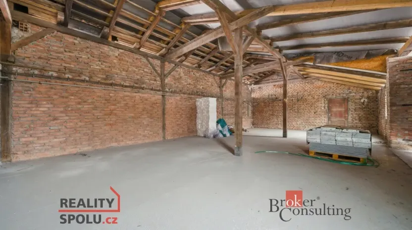 Pronájem skladu, Stěžery, 82 m2