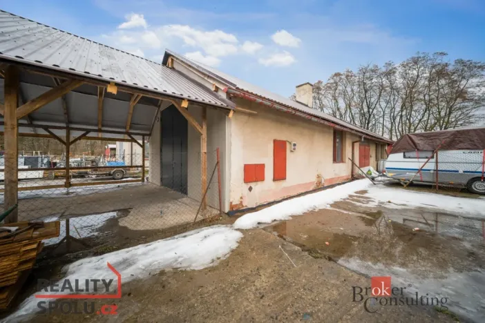 Pronájem skladu, Stěžery, 56 m2