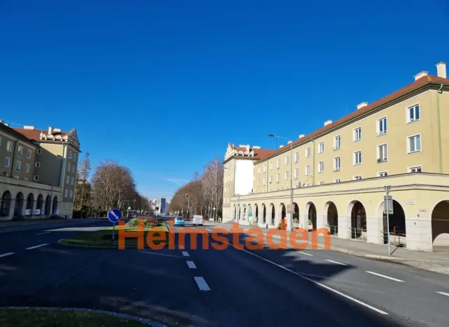 Pronájem komerční nemovitosti, Havířov - Město, Hlavní třída, 1 m2