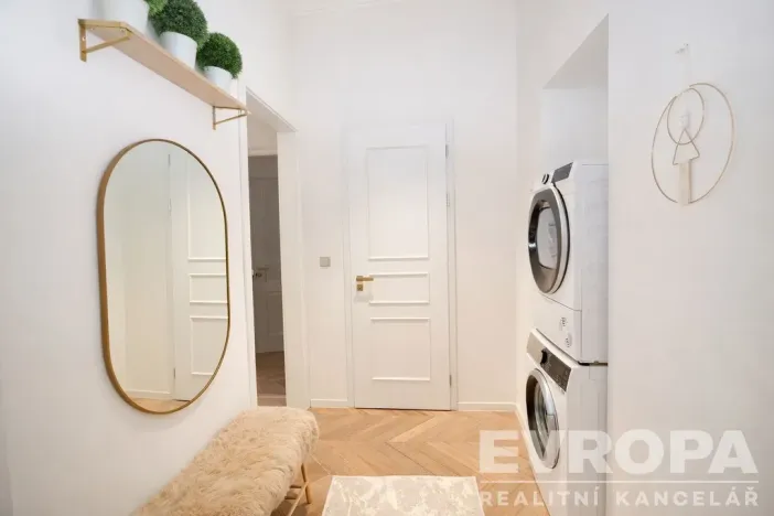 Pronájem bytu 2+kk, Praha - Vinohrady, U Zvonařky, 40 m2