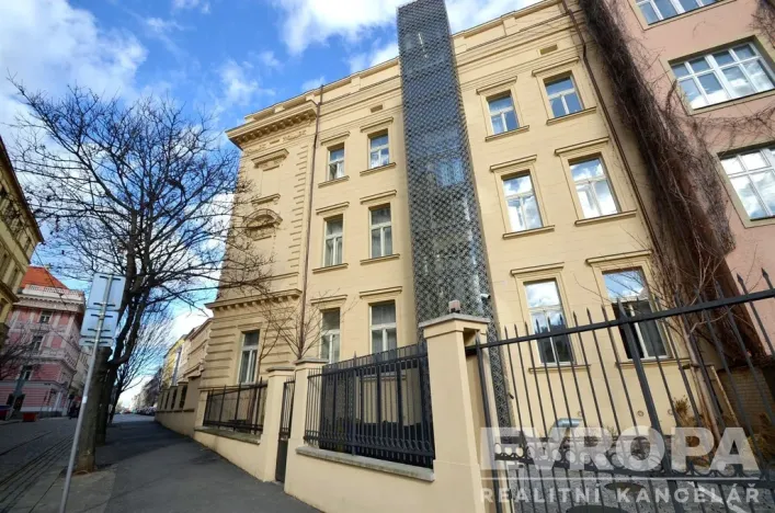 Pronájem bytu 2+kk, Praha - Vinohrady, U Zvonařky, 40 m2