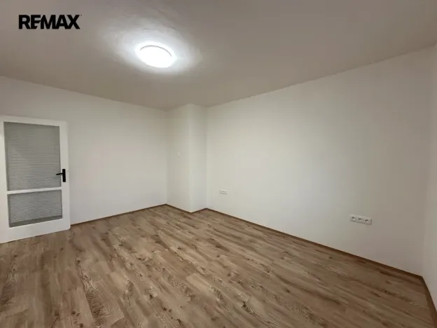 Pronájem bytu 2+1, Náměšť nad Oslavou, Husova, 50 m2