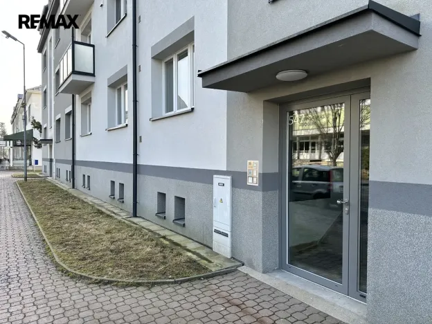 Pronájem bytu 2+1, Náměšť nad Oslavou, Husova, 50 m2