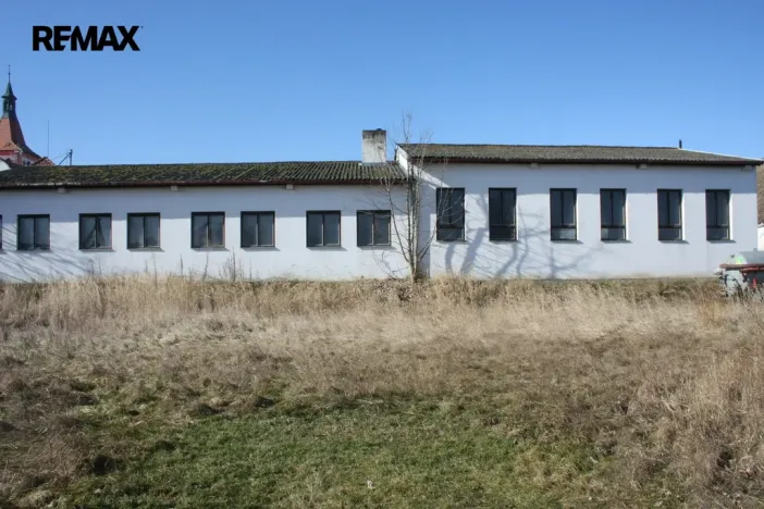 Pronájem komerční nemovitosti, Oslov, 430 m2