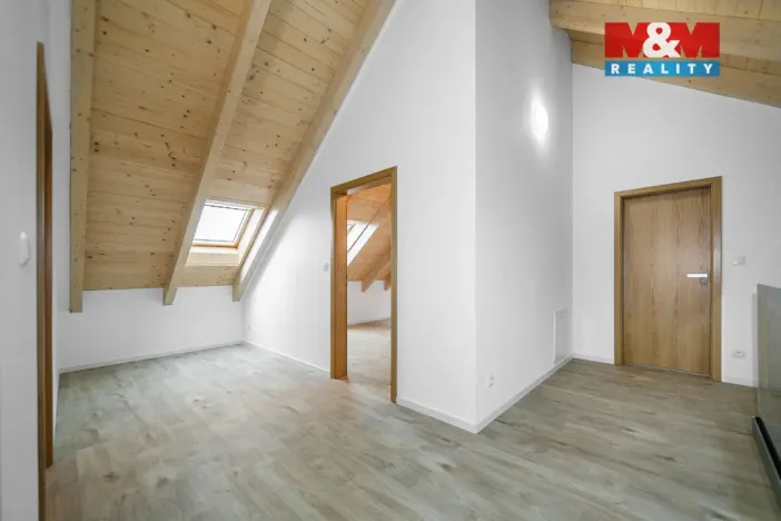 Pronájem bytu 4+kk, Domažlice - Město, Kostelní, 146 m2