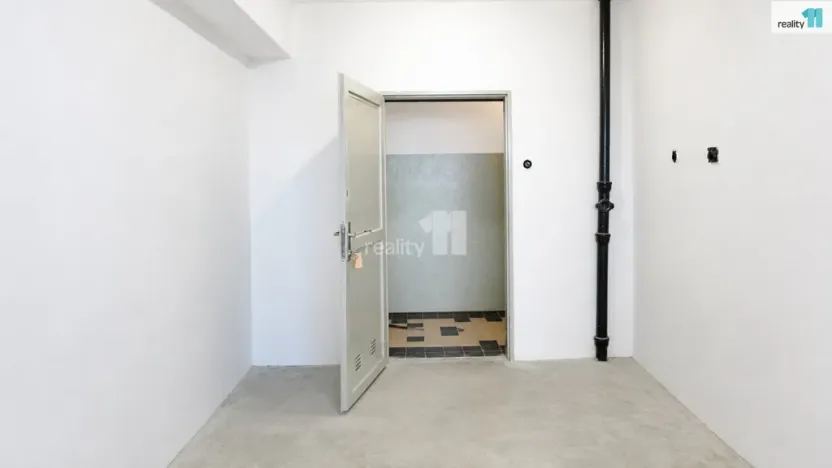 Pronájem skladu, Ostrava - Poruba, Sokolovská, 15 m2