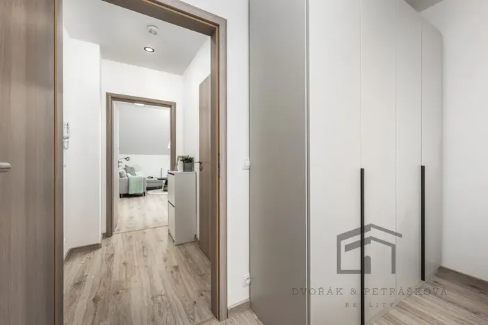 Prodej bytu 2+kk, Praha - Libeň, Pod Labuťkou, 40 m2