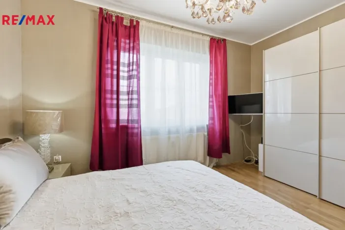 Prodej bytu 3+kk, Karlovy Vary, Jateční, 100 m2