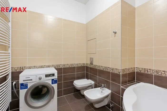 Prodej bytu 3+kk, Karlovy Vary, Jateční, 100 m2