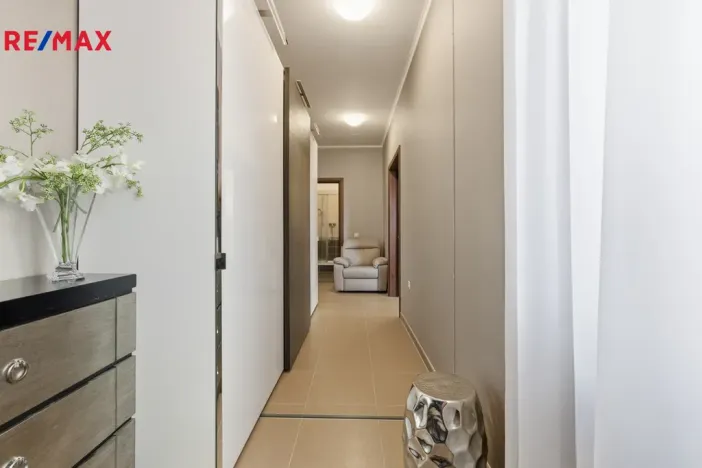 Prodej bytu 3+kk, Karlovy Vary, Jateční, 100 m2