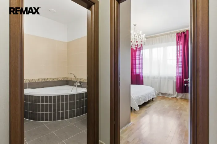 Prodej bytu 3+kk, Karlovy Vary, Jateční, 100 m2