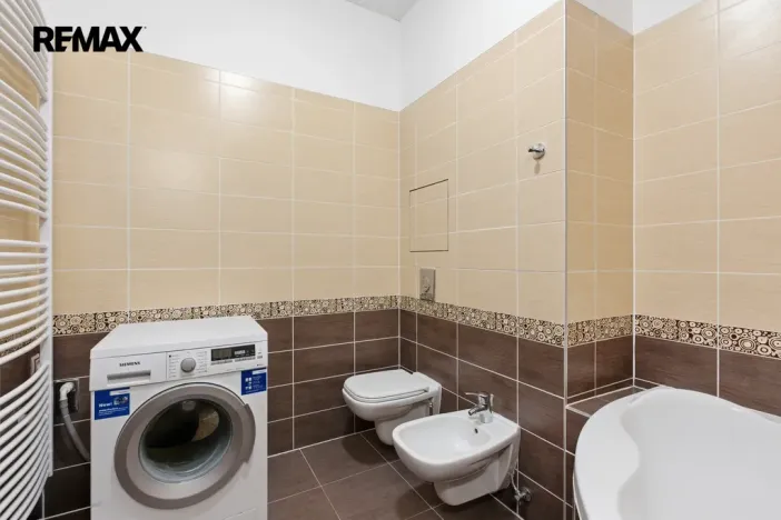 Prodej bytu 3+kk, Karlovy Vary, Jateční, 100 m2