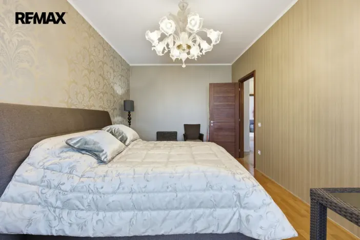 Prodej bytu 3+kk, Karlovy Vary, Jateční, 100 m2