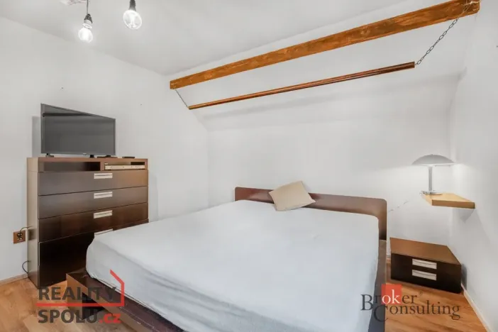 Prodej rodinného domu, Roprachtice, 460 m2