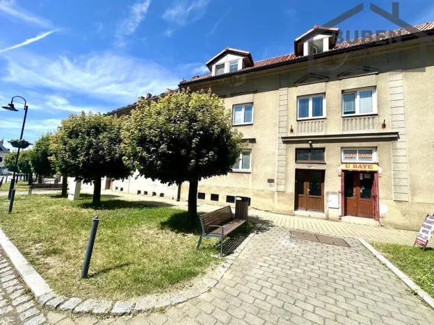 Pronájem bytu 2+1, Bor, náměstí Republiky, 57 m2