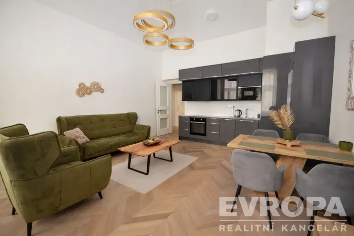 Pronájem bytu 2+kk, Praha - Vinohrady, U Zvonařky, 69 m2