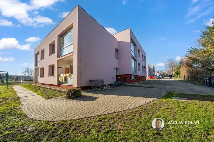 Prodej bytu 3+1, Mžany, 73 m2