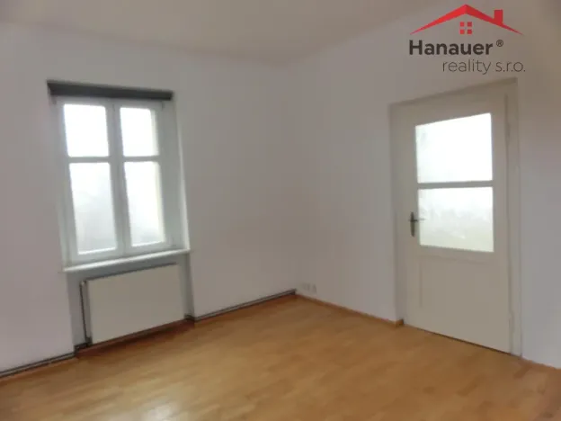 Pronájem bytu 3+1, Ústí nad Labem - Ústí nad Labem-centrum, Koněvova, 60 m2