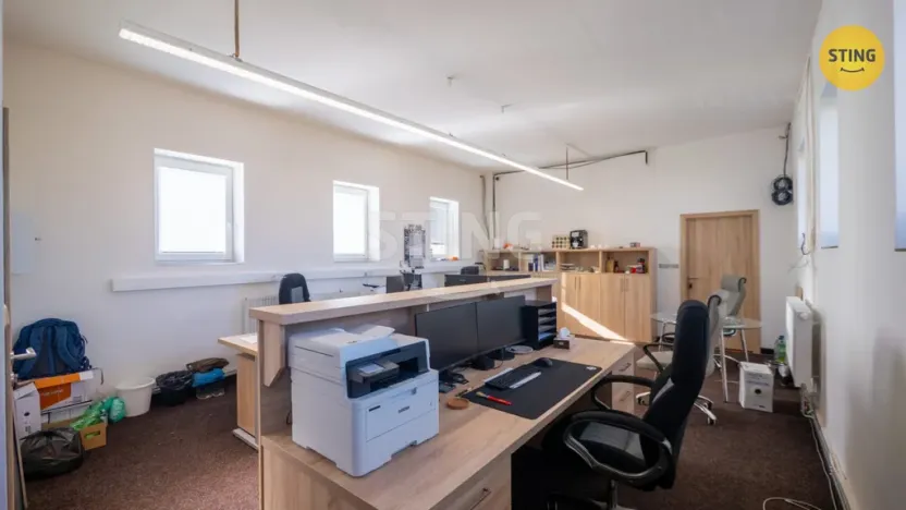 Prodej komerční nemovitosti, Opava - Jaktař, U Stodol, 1100 m2