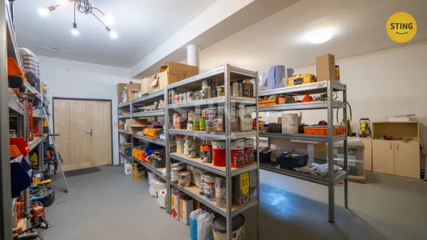 Prodej komerční nemovitosti, Opava - Jaktař, U Stodol, 1100 m2