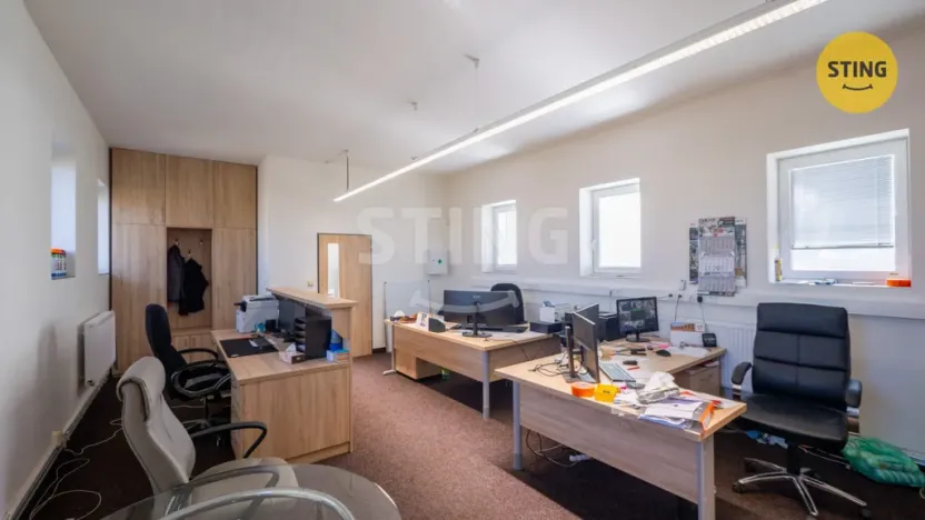 Prodej komerční nemovitosti, Opava - Jaktař, U Stodol, 1100 m2