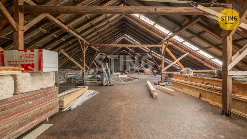 Prodej komerční nemovitosti, Opava - Jaktař, U Stodol, 1100 m2