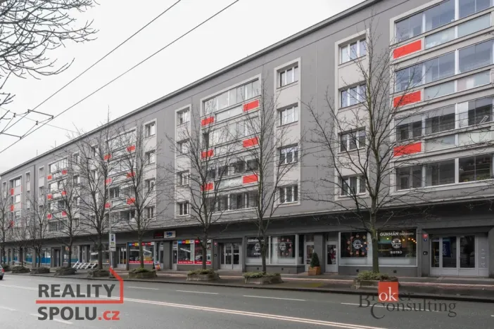 Prodej bytu 2+1, Hradec Králové - Pražské Předměstí, Gočárova třída, 72 m2