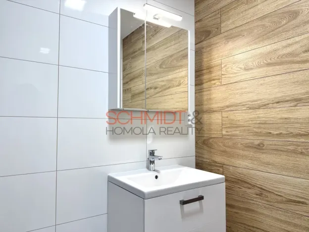 Pronájem bytu 4+1, Hustopeče, U Větrolamu, 88 m2