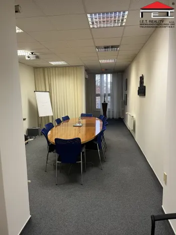 Pronájem skladu, Ostrava, Halasova, 785 m2