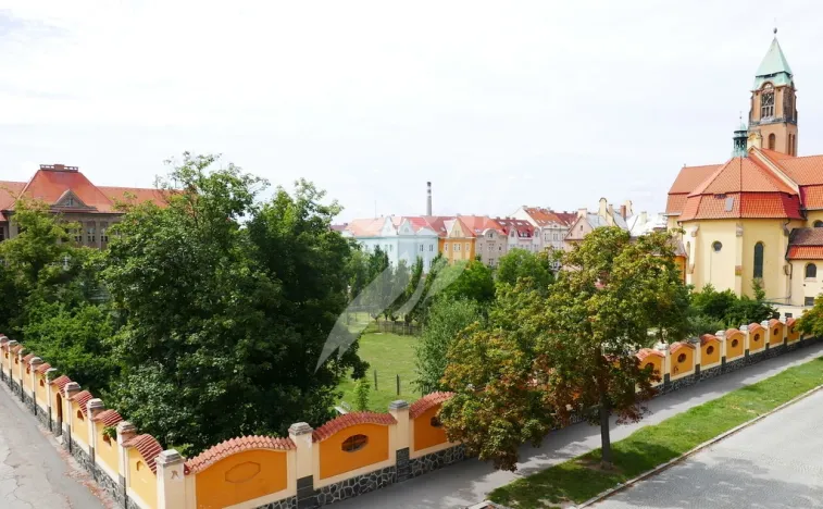 Pronájem bytu 1+1, Plzeň, Jiráskovo náměstí, 47 m2