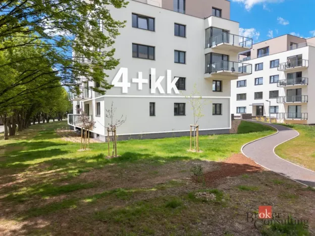 Prodej bytu 4+kk, Trutnov, Chodská, 102 m2